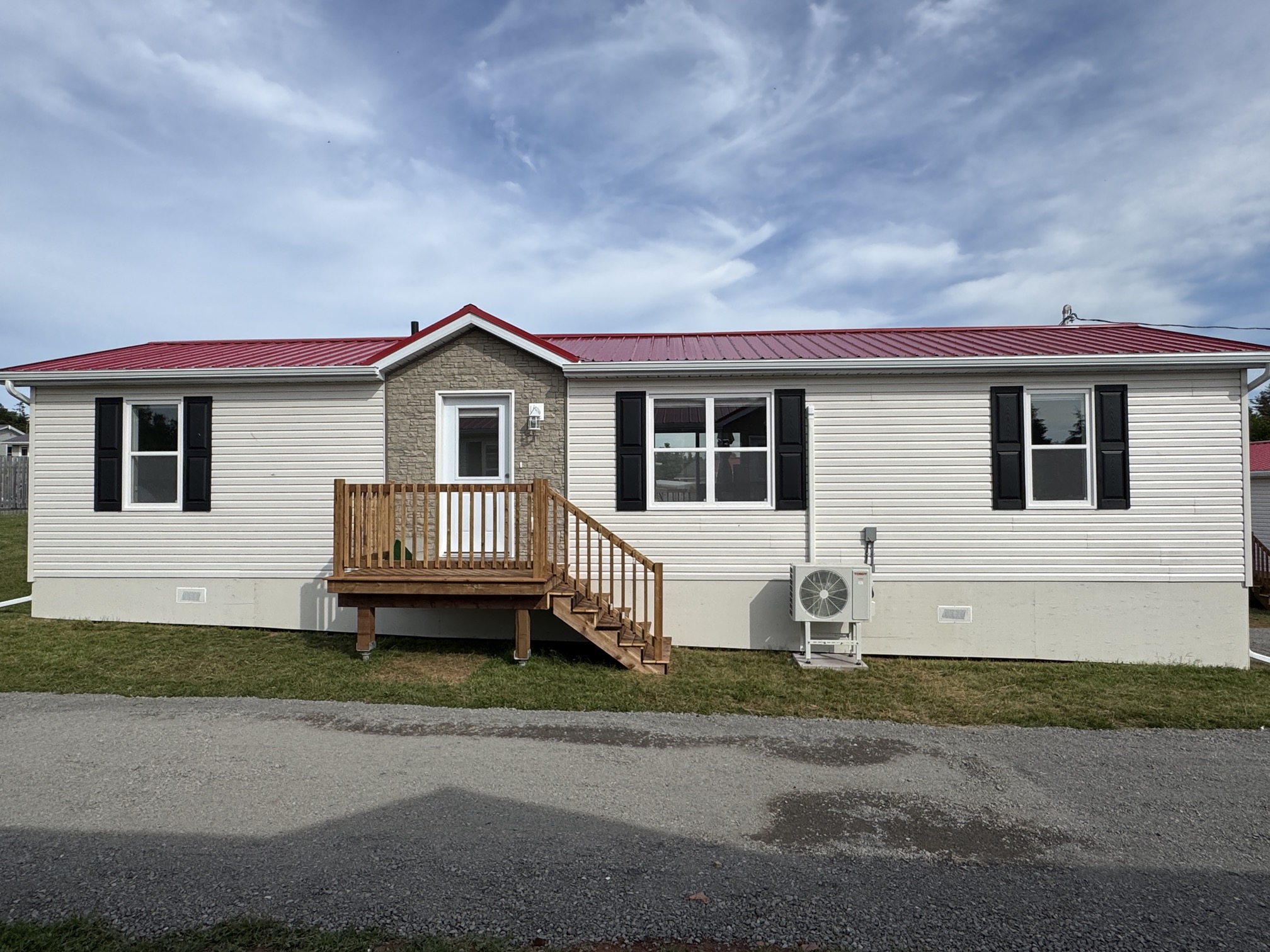 Two-bedroom Executive Cottage #19-23 (new units)